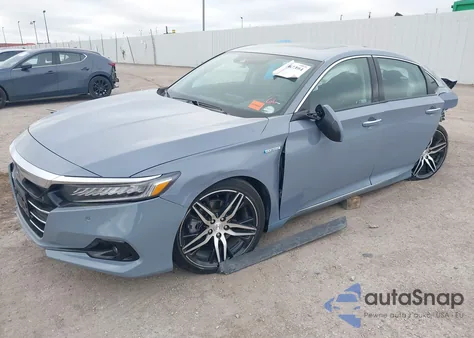 2021 Honda Accord Touring z USA, uszkodzony, nr VIN 1HGCV3F9XMA023048